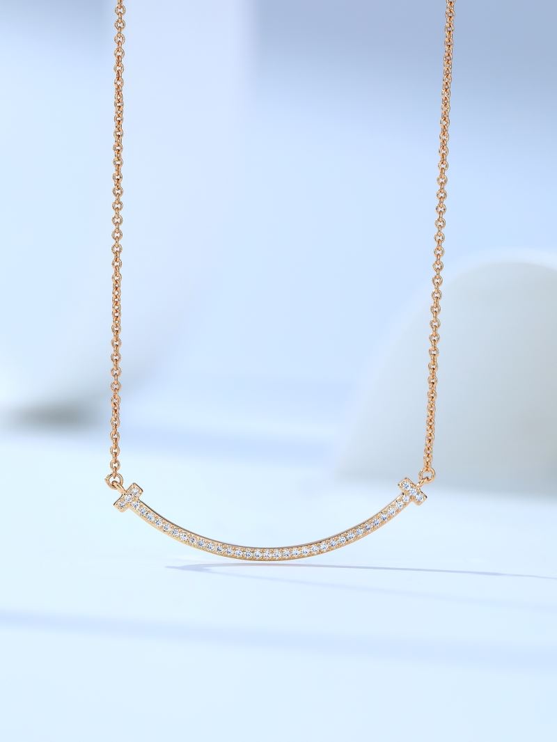 Unclassified Brand Necklaces